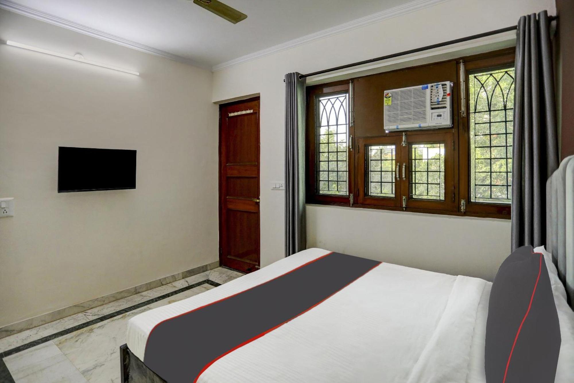 Capital O Uk House Residency Hotell Gurgaon Eksteriør bilde