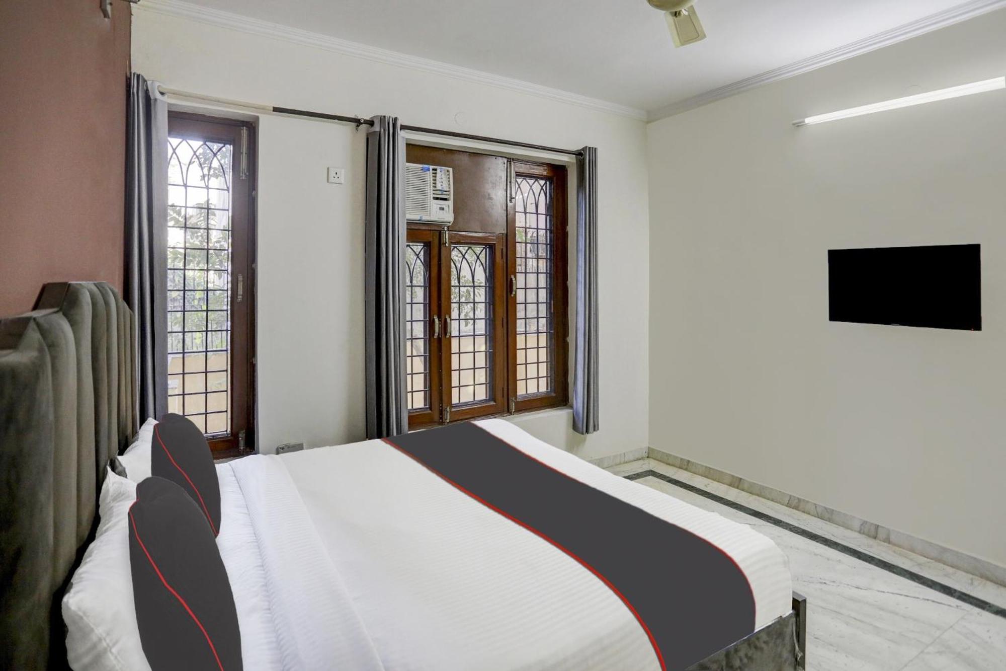 Super Capital O Uk House Residency Hotell Gurgaon Eksteriør bilde