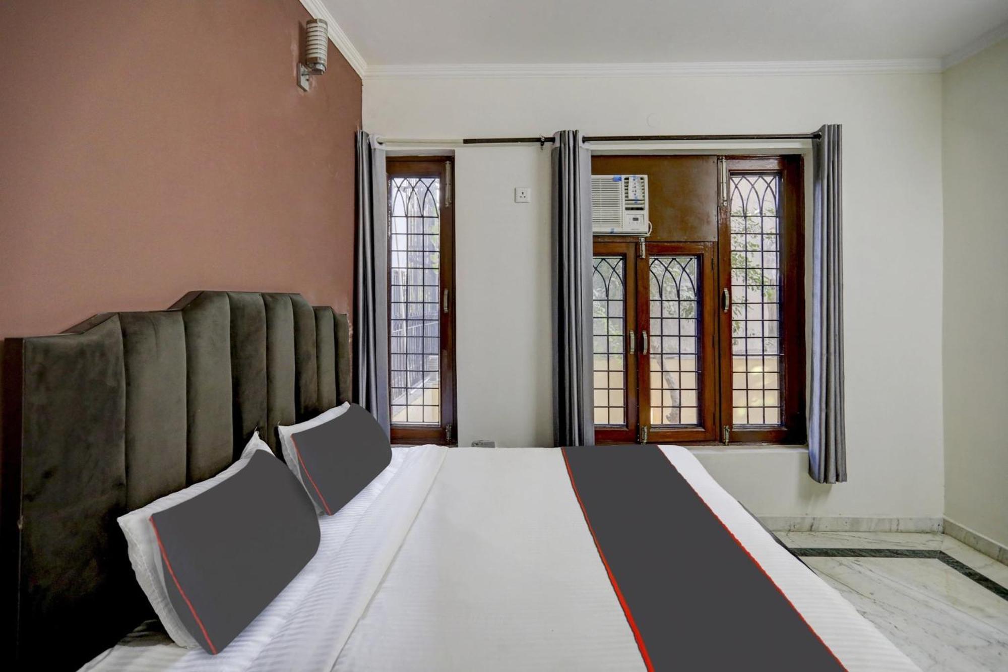 Super Capital O Uk House Residency Hotell Gurgaon Eksteriør bilde