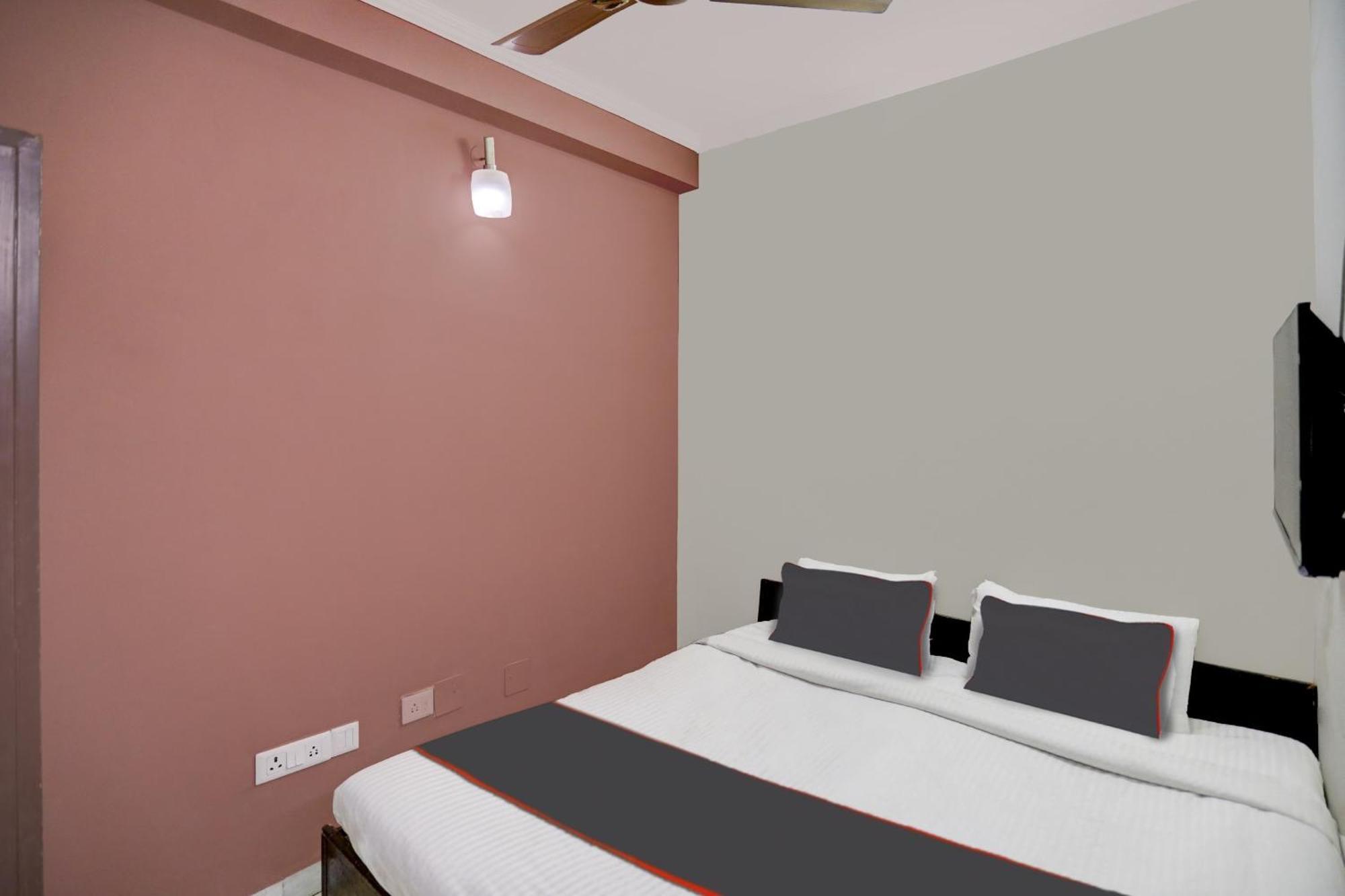 Super Capital O Uk House Residency Hotell Gurgaon Eksteriør bilde